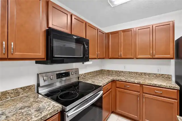 Listing Photo 17