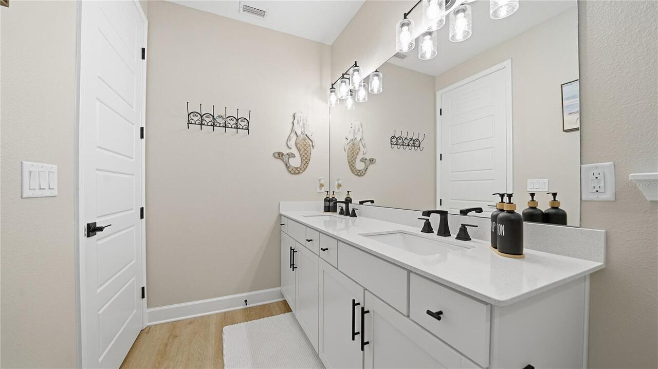 Listing Photo 42