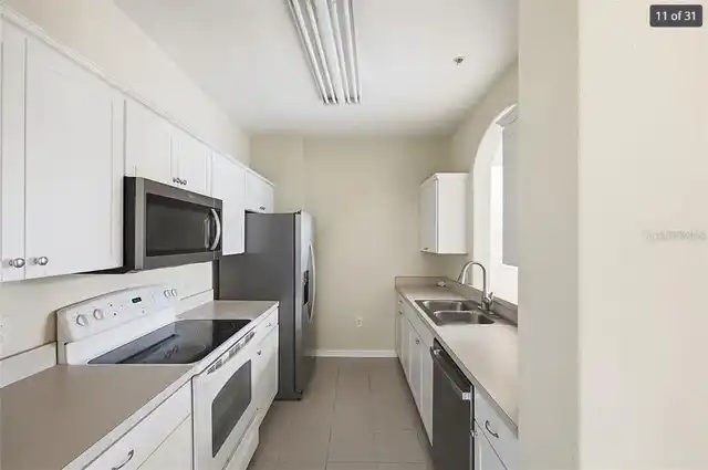 Listing Photo 11