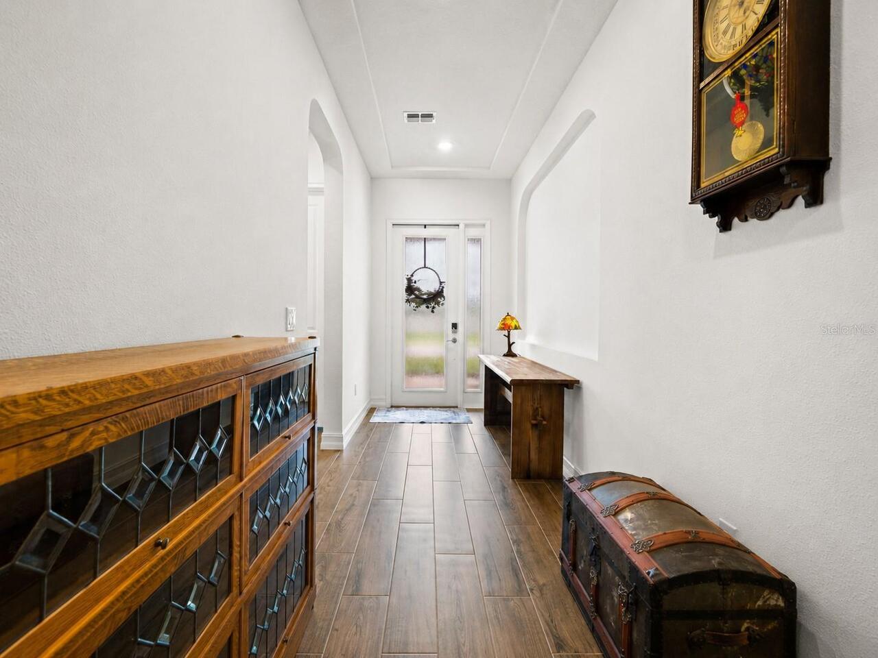 Listing Photo 17