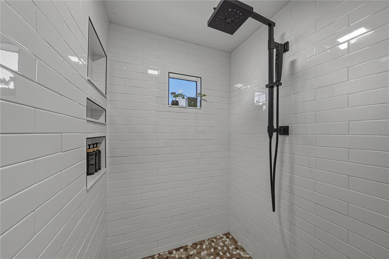 Listing Photo 42