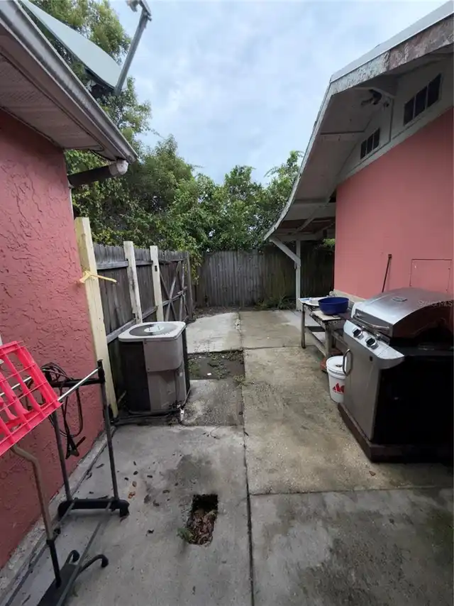Listing Photo 6