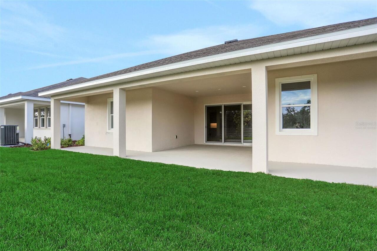 Listing Photo 8
