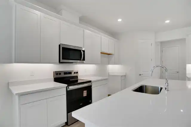 Listing Photo 29