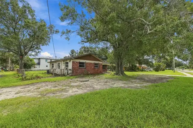 Listing Photo 6