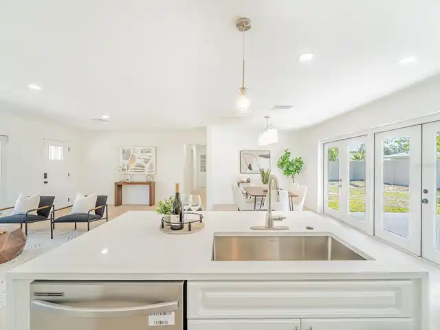 Listing Photo 16