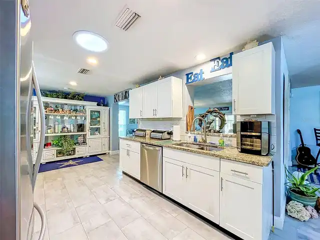 Listing Photo 17