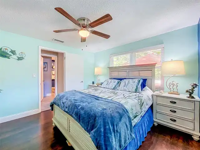 Listing Photo 20