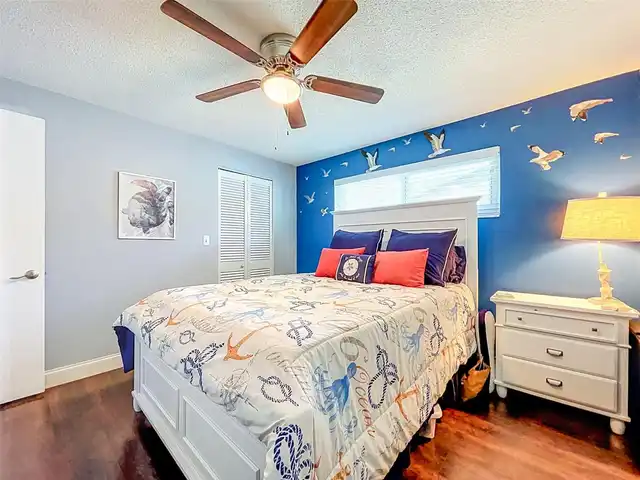 Listing Photo 34