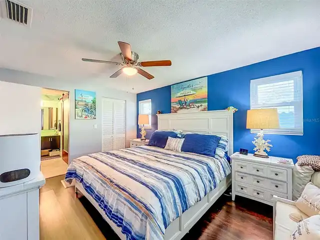Listing Photo 37