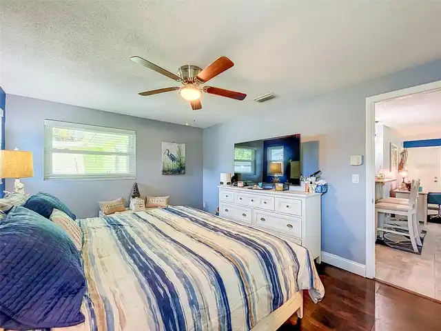 Listing Photo 38