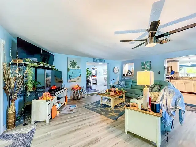 Listing Photo 44