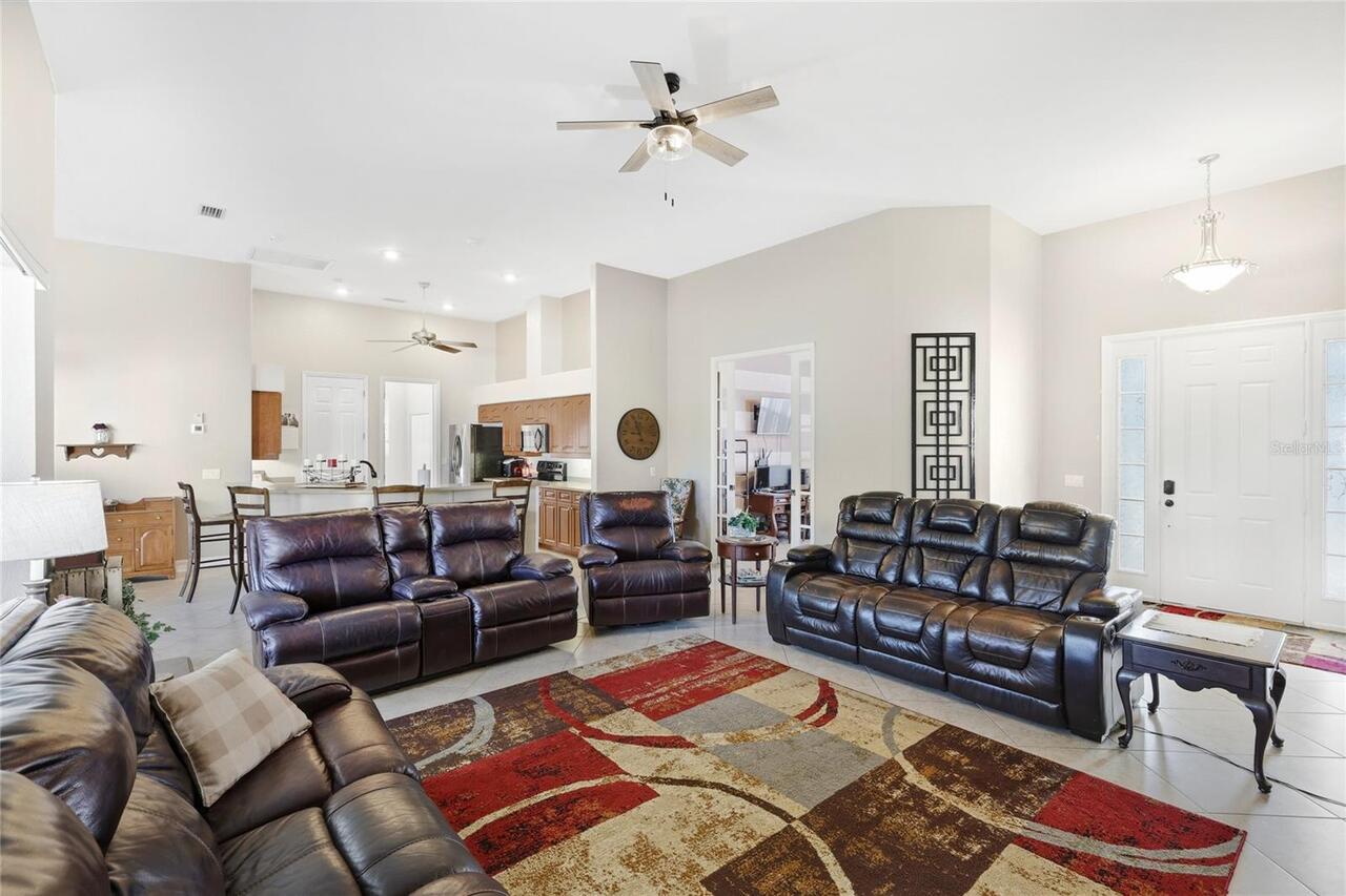 Listing Photo 9