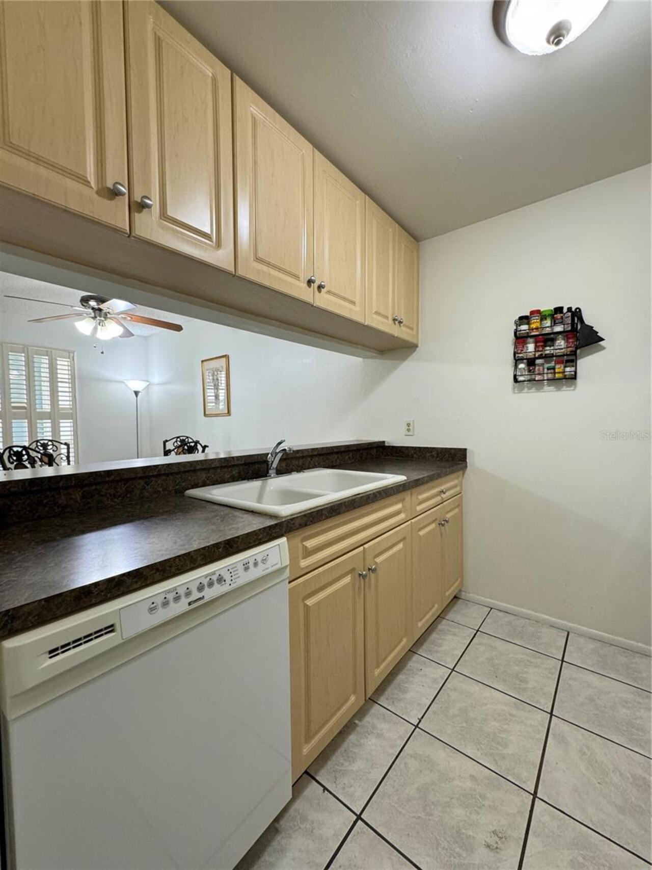 Listing Photo 14