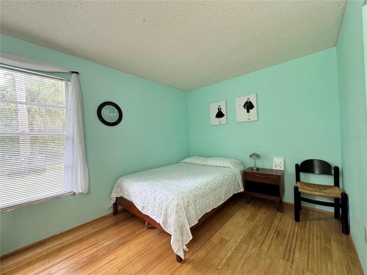 Listing Photo 16