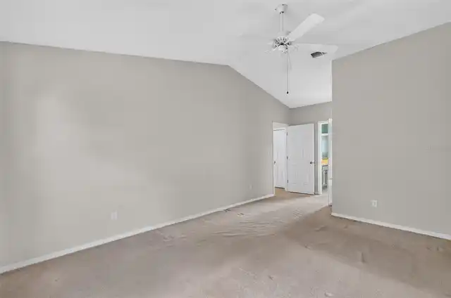 Listing Photo 22