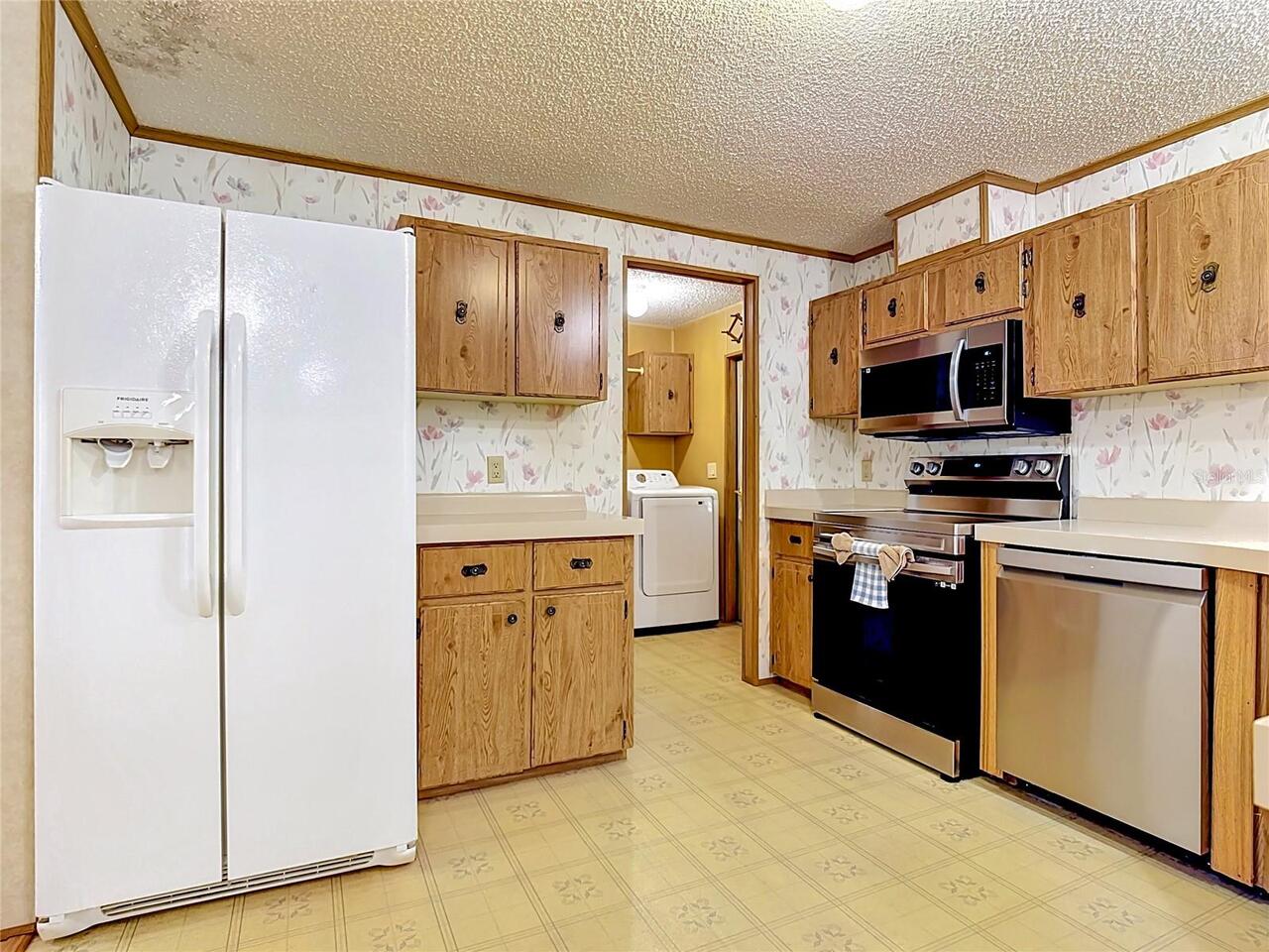 Listing Photo 7
