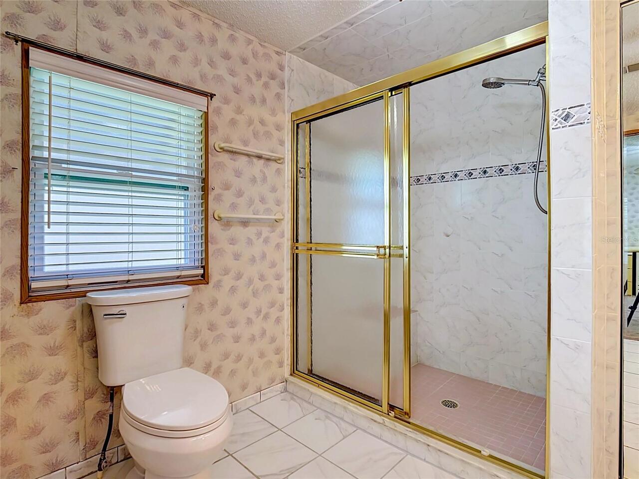 Listing Photo 20