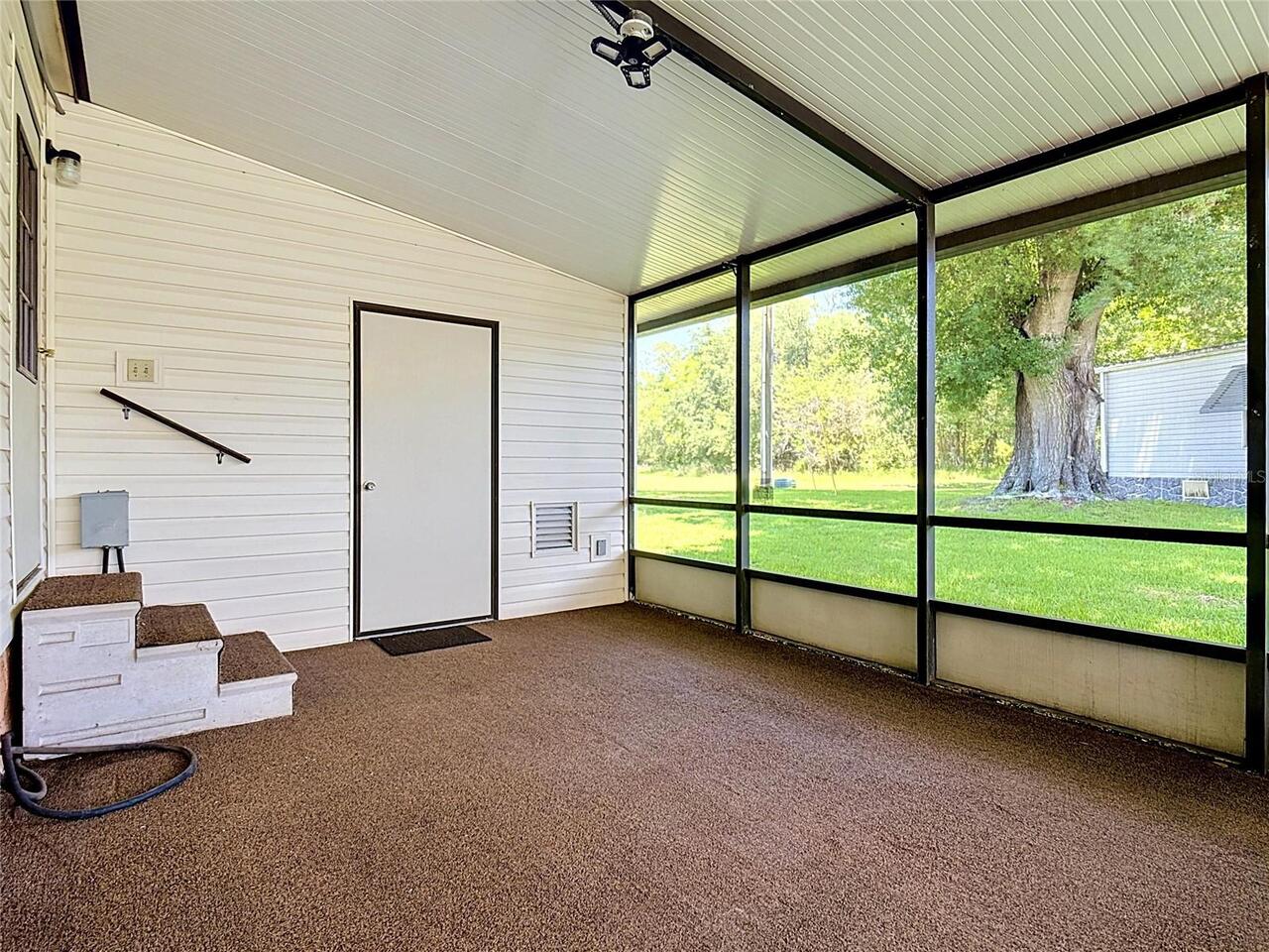 Listing Photo 23