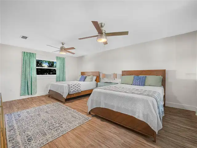 Listing Photo 29