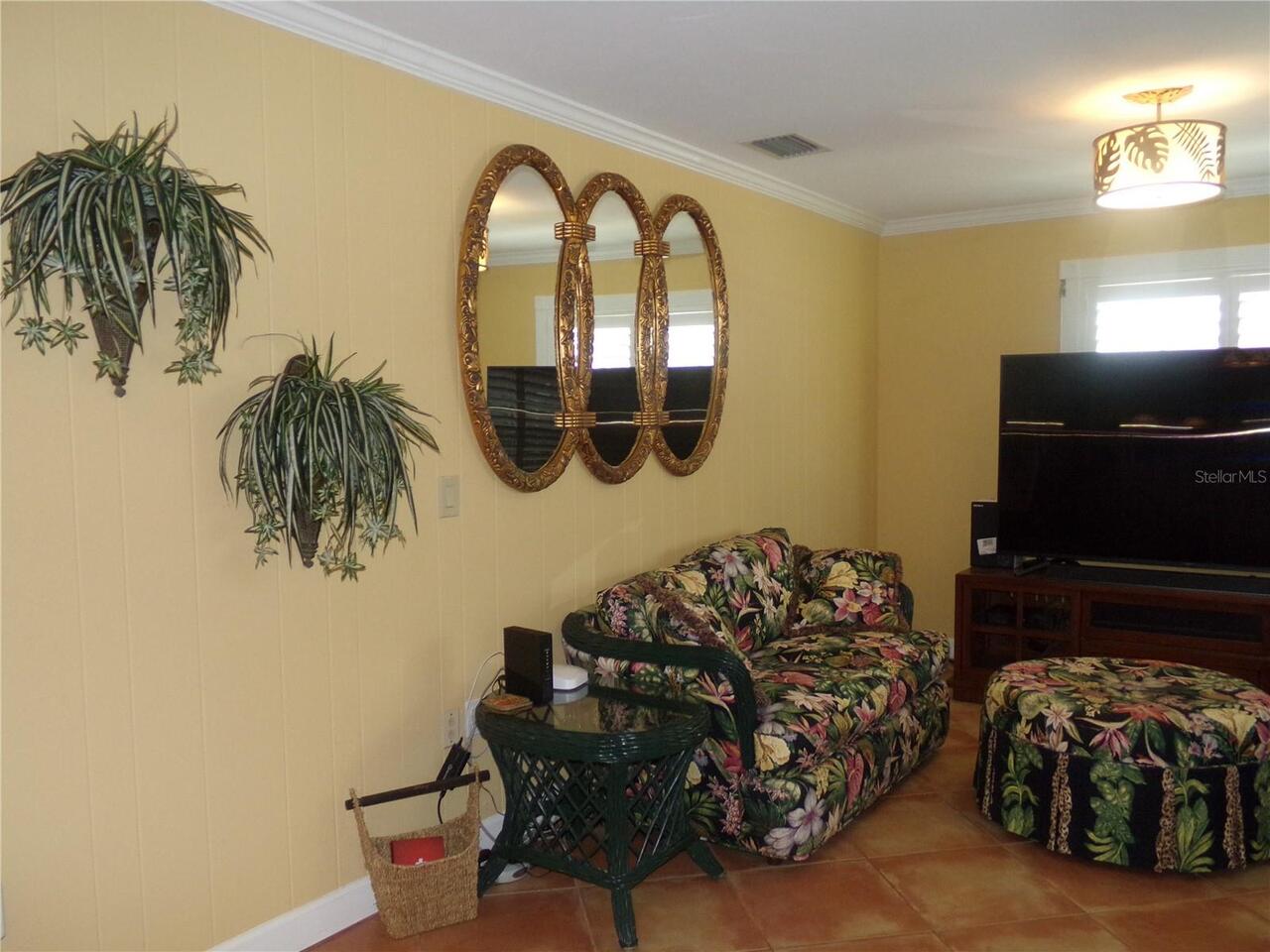Listing Photo 33