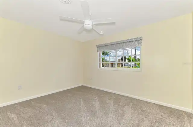 Listing Photo 38
