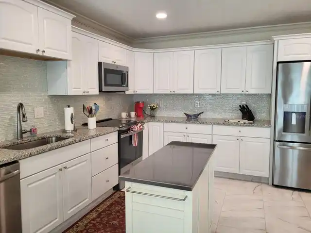 Listing Photo 10