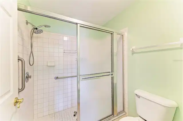 Listing Photo 25