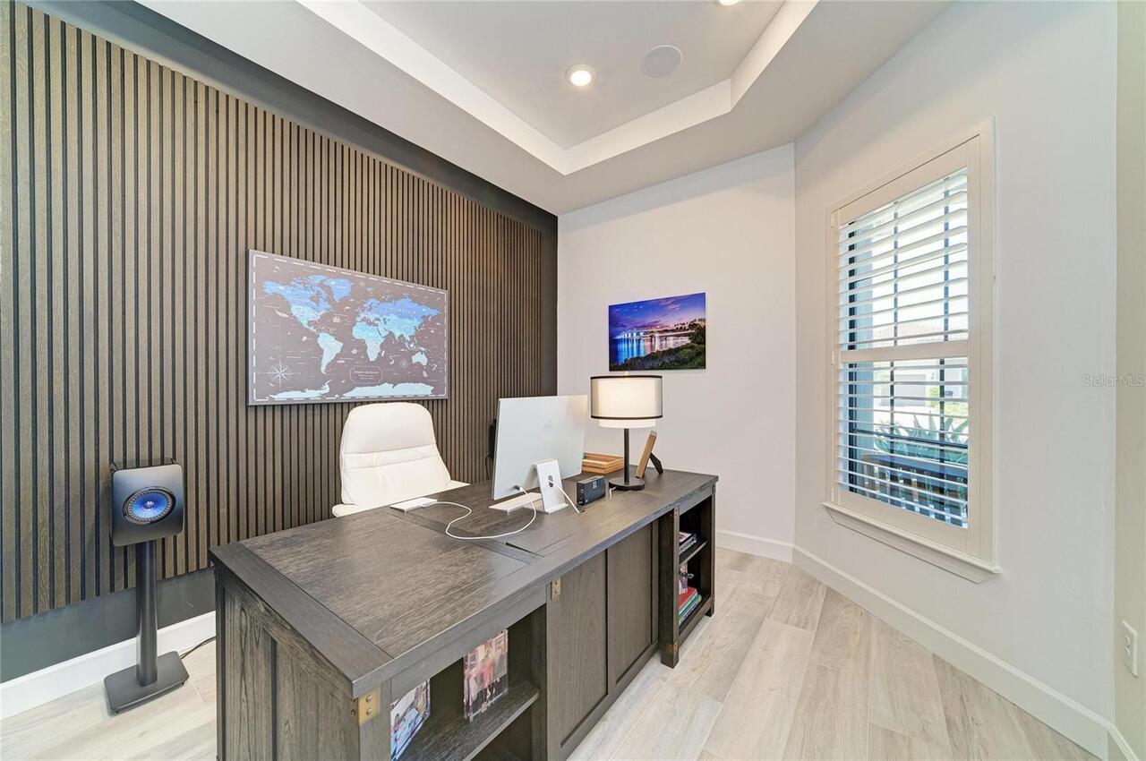 Listing Photo 12