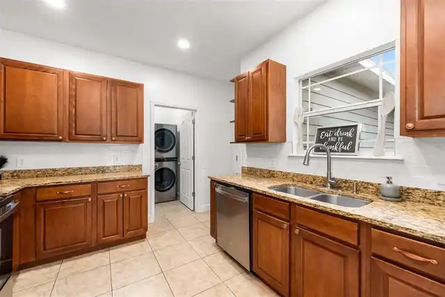 Listing Photo 13