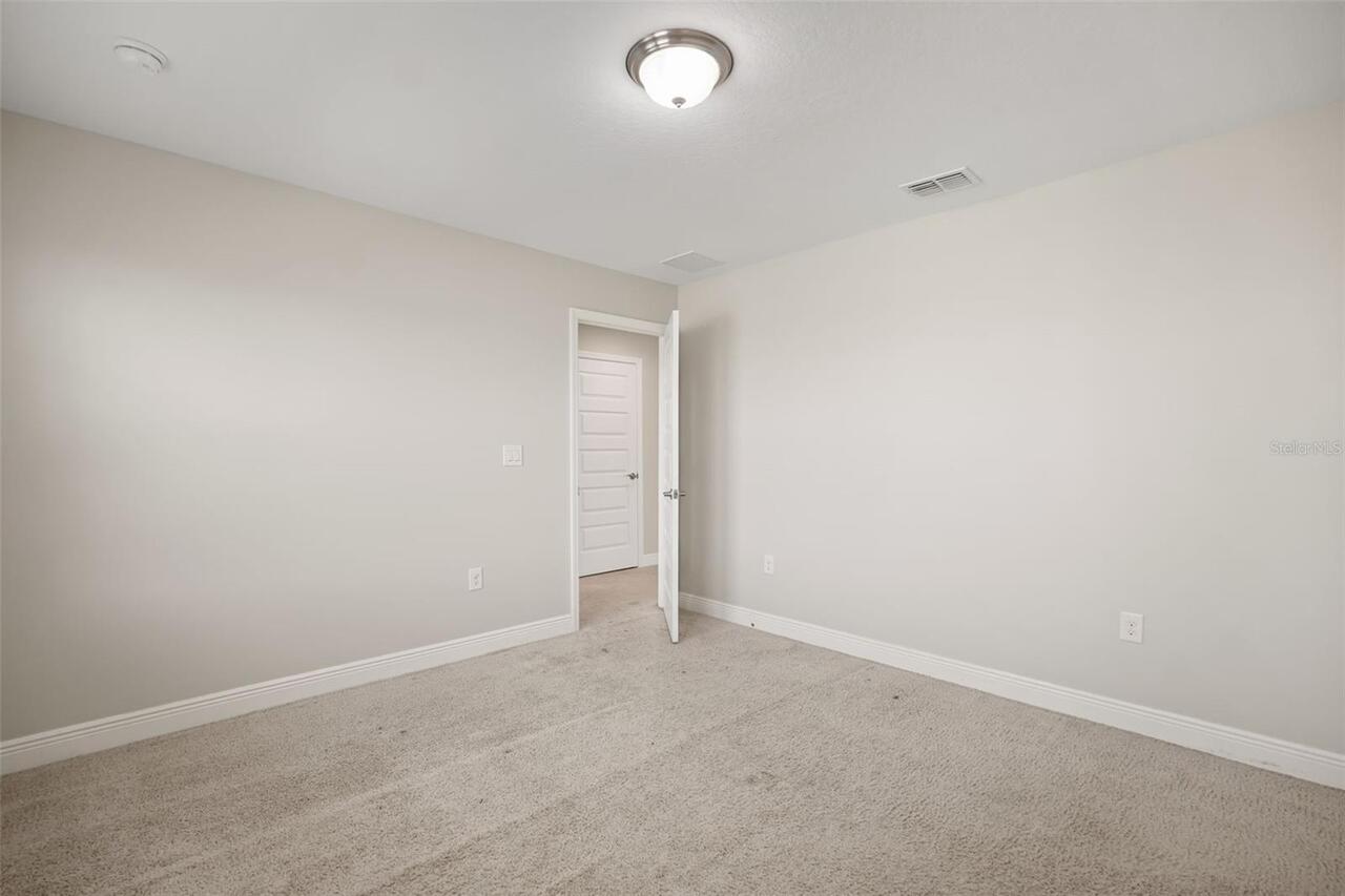Listing Photo 20
