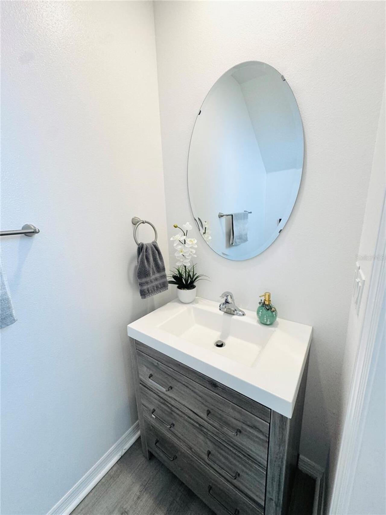 Listing Photo 10