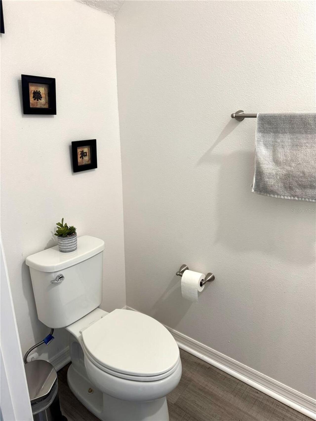 Listing Photo 11