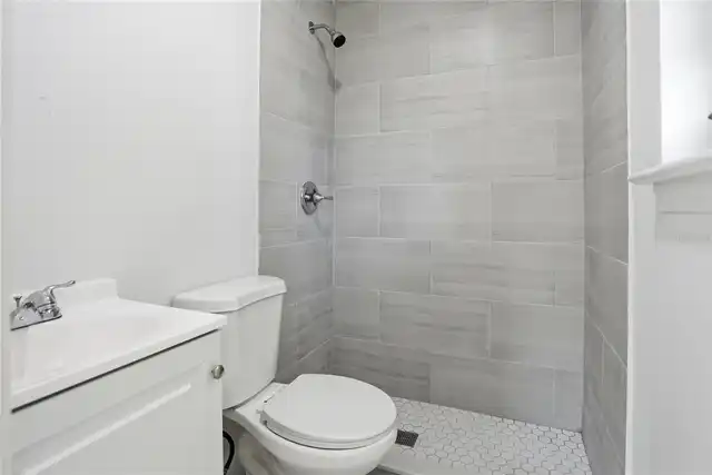 Listing Photo 13