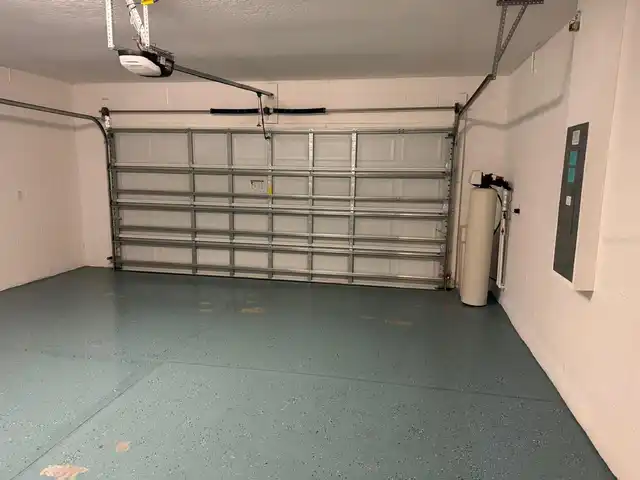 Listing Photo 10