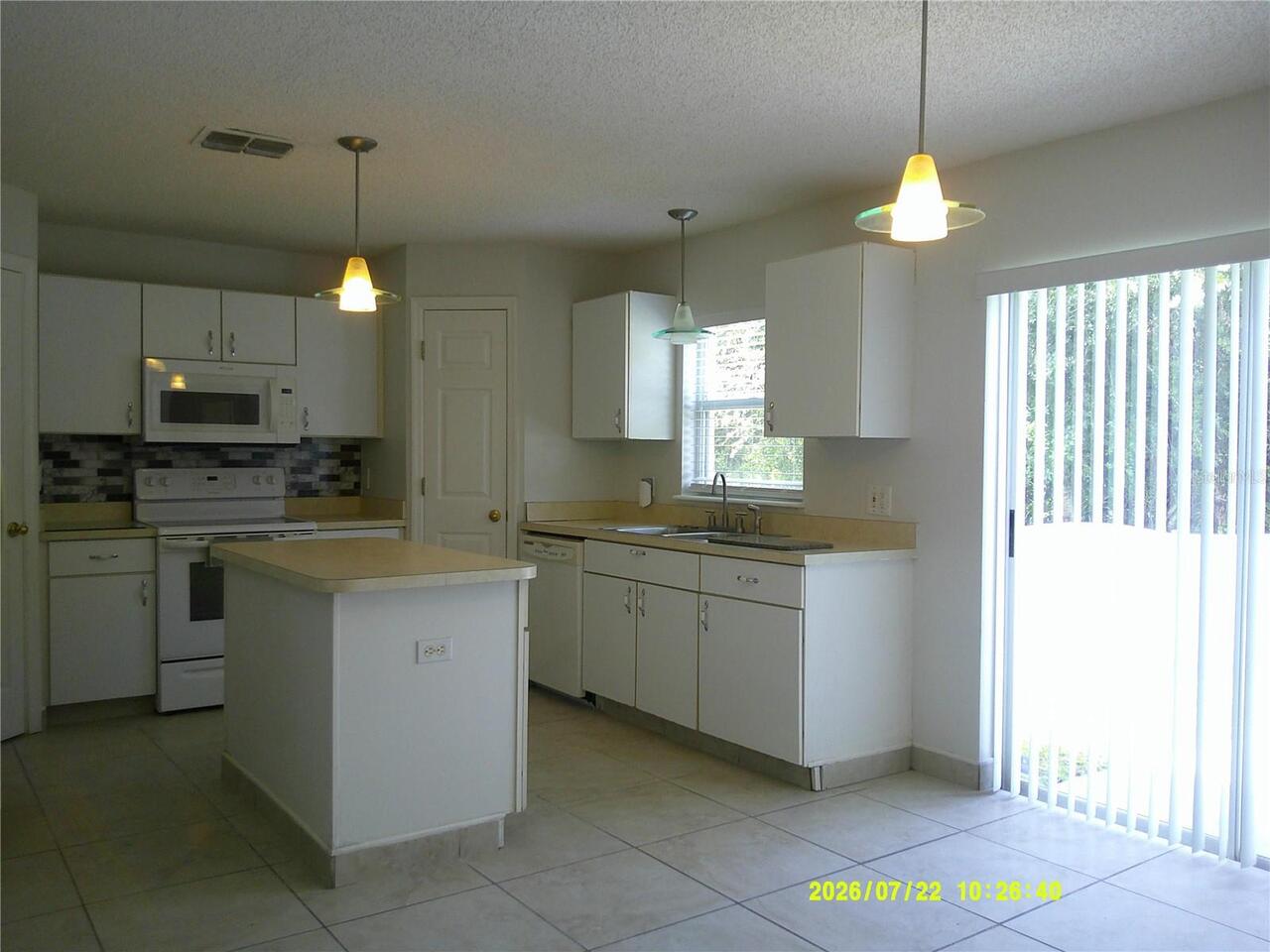 Listing Photo 10