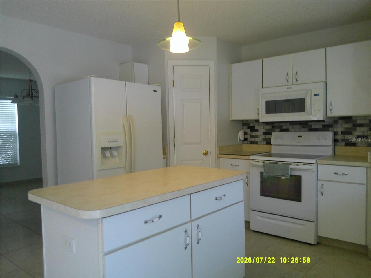Listing Photo 12