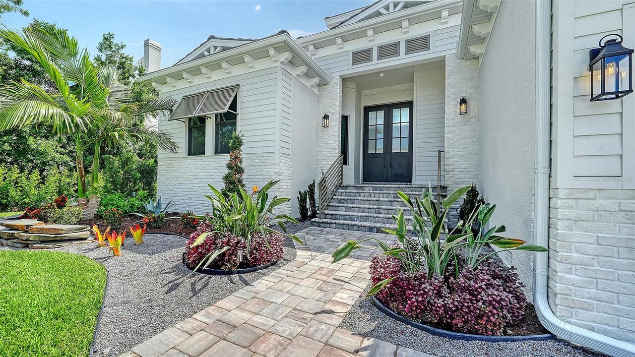 Listing Photo 11