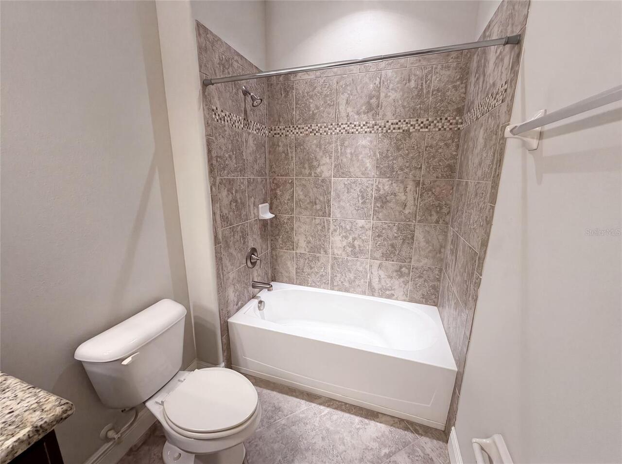 Listing Photo 22