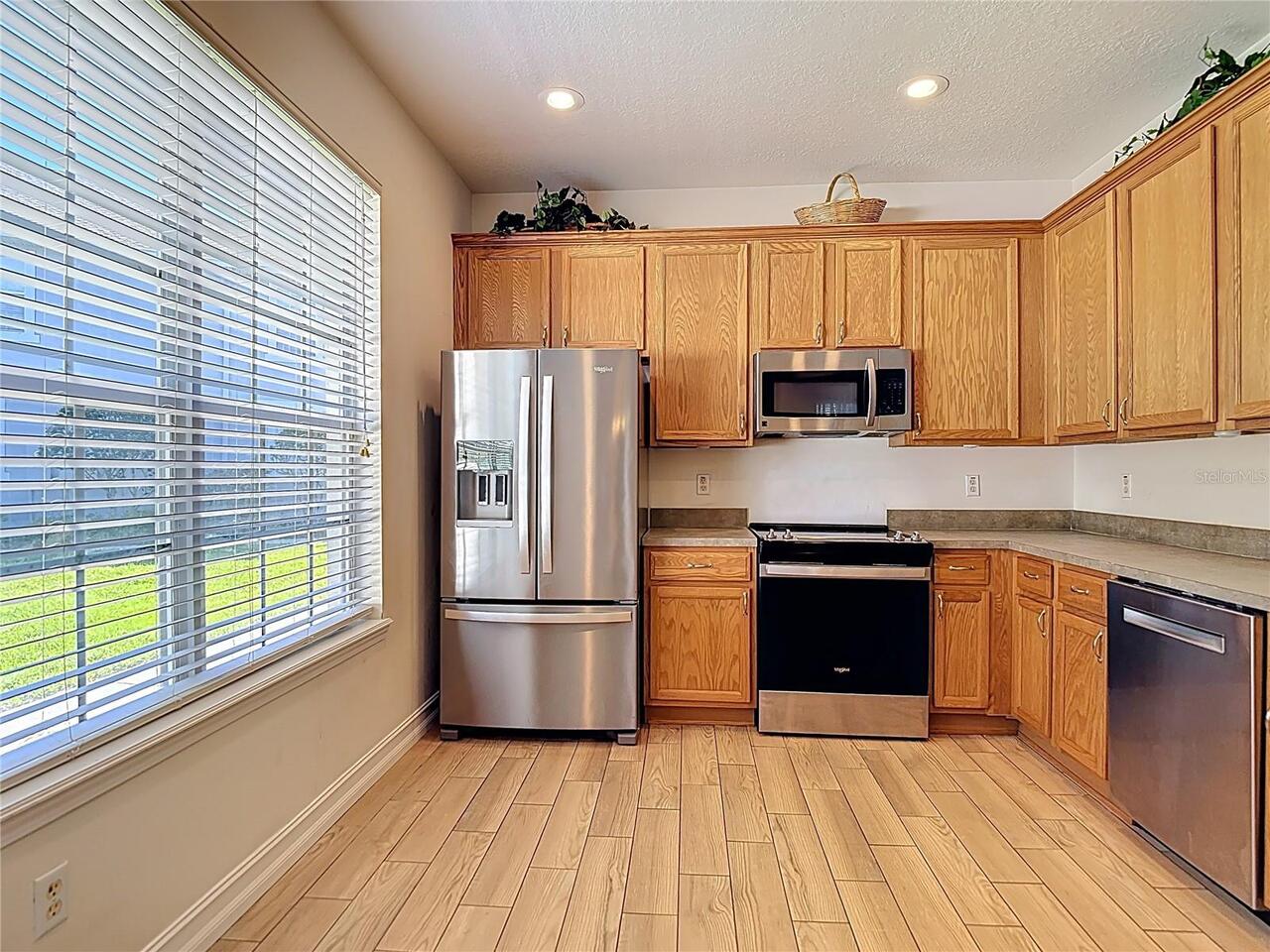 Listing Photo 9