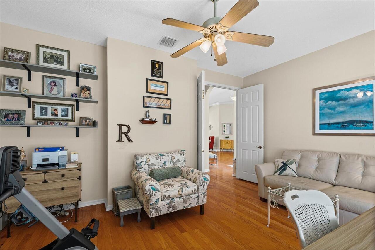 Listing Photo 9