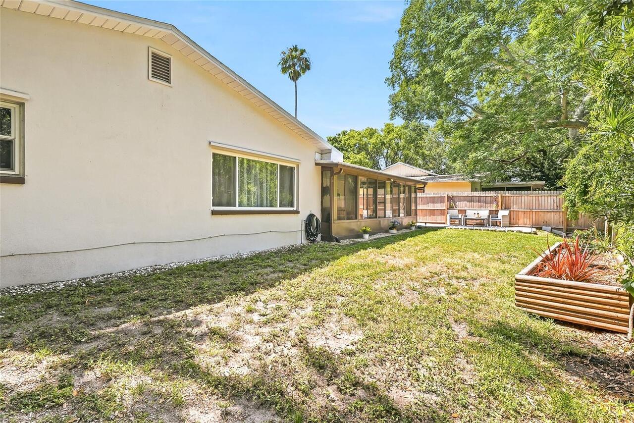 Listing Photo 32