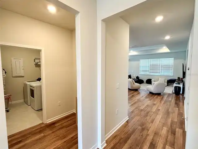 Listing Photo 6