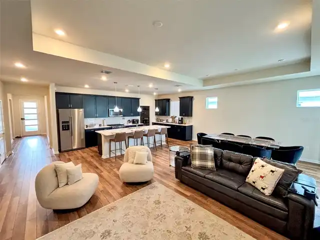 Listing Photo 7