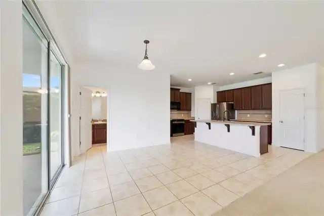 Listing Photo 12