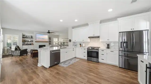 Listing Photo 18