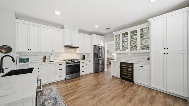 Listing Photo 19