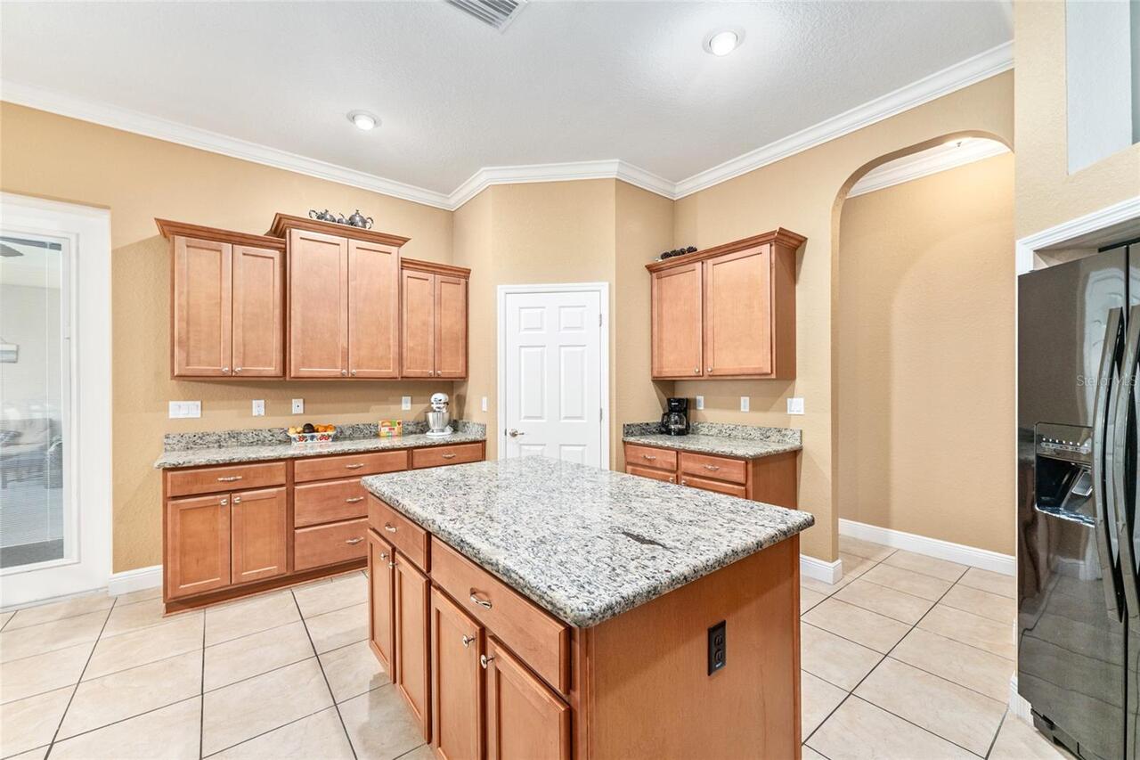 Listing Photo 14
