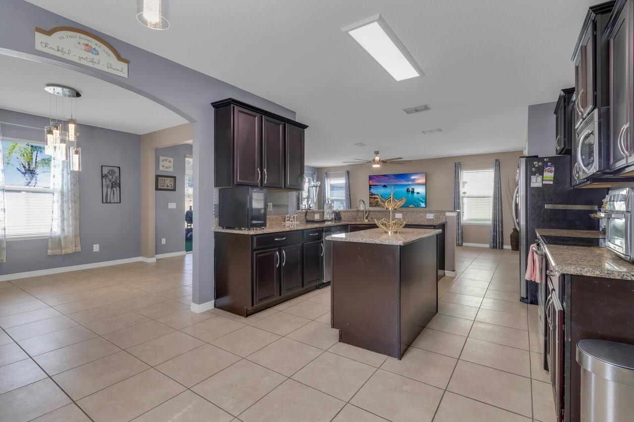 Listing Photo 18