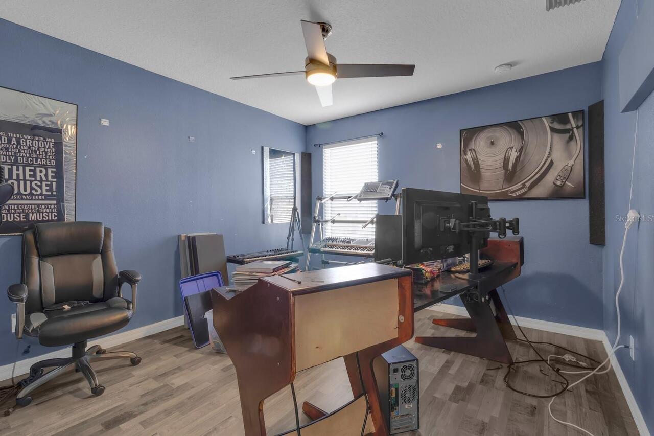 Listing Photo 28